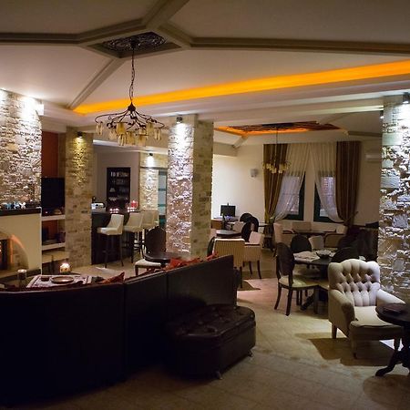 Evzin Hotel Loutraki  Exterior photo